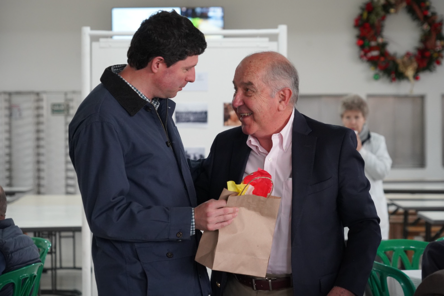 Así vivimos el almuerzo de quinquenios del II Semestre